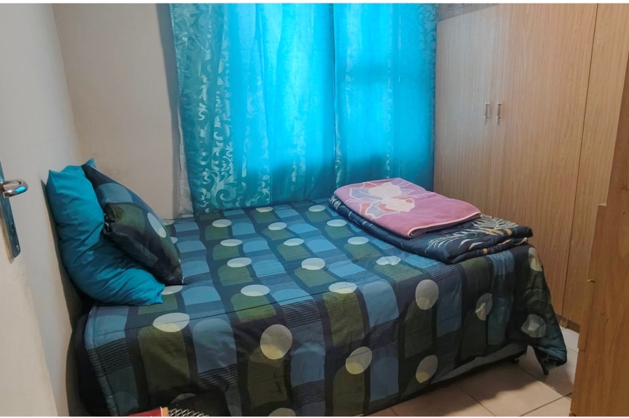 2 Bedroom Property for Sale in Pacaltsdorp Western Cape